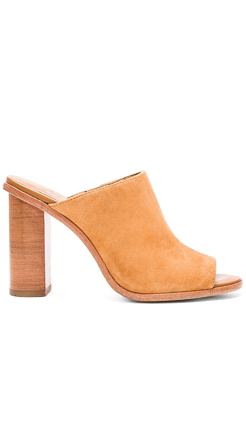 Clementine Heel