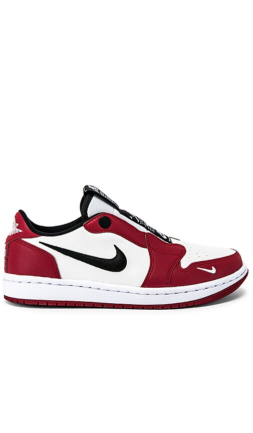 AJ1 Slip Chicago Sneaker