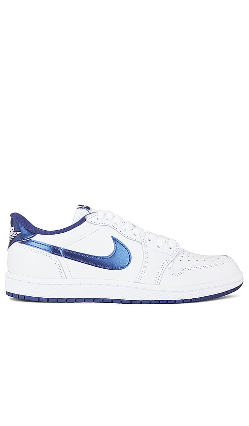 Jordan Air Jordan 1 Low 85 Sneaker in White & Navy