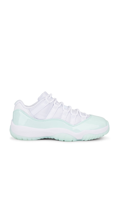 Air 11 Retro Low Sneaker in ,Mint. - size 5.5 (also in 6) - Jordan - Modalova