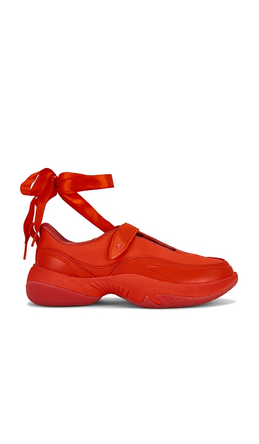 Jordan Pointe Sneaker