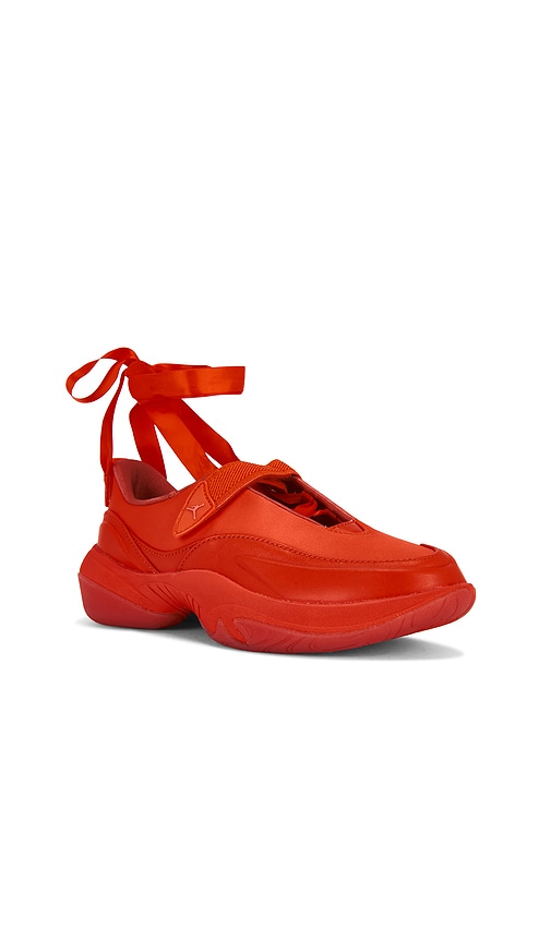 Jordan Pointe Sneaker In Red