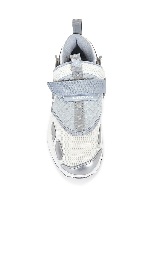 Jordan Trunner LX Sneaker | Thumbnail 4 Jordan Trunner LX Sneaker | Thumbnail 4