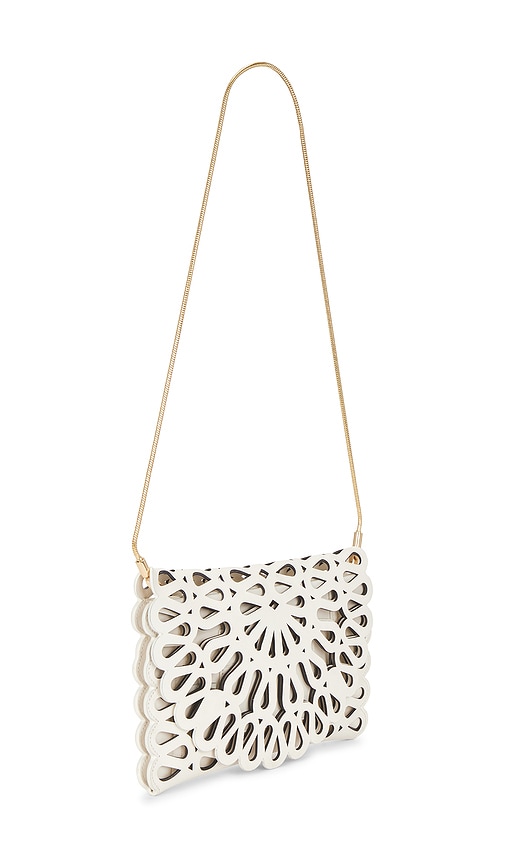  Simkhai Clutch Mit Laserschnitt Mccall In Cream. 