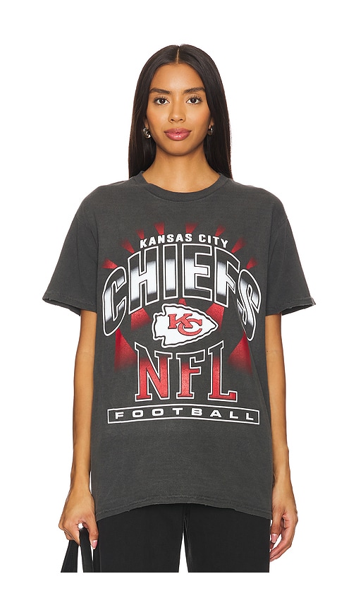 Junk Food Chiefs Chrome Vintage Tee in Midnight