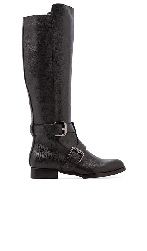 Karavan Boot
