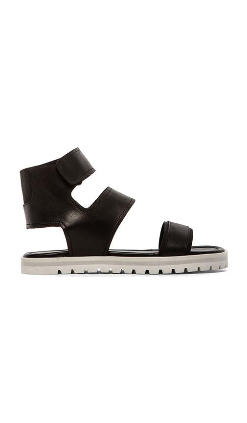 SANDALIAS SUPREME