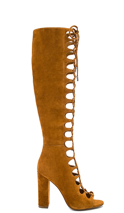 Emma Heel