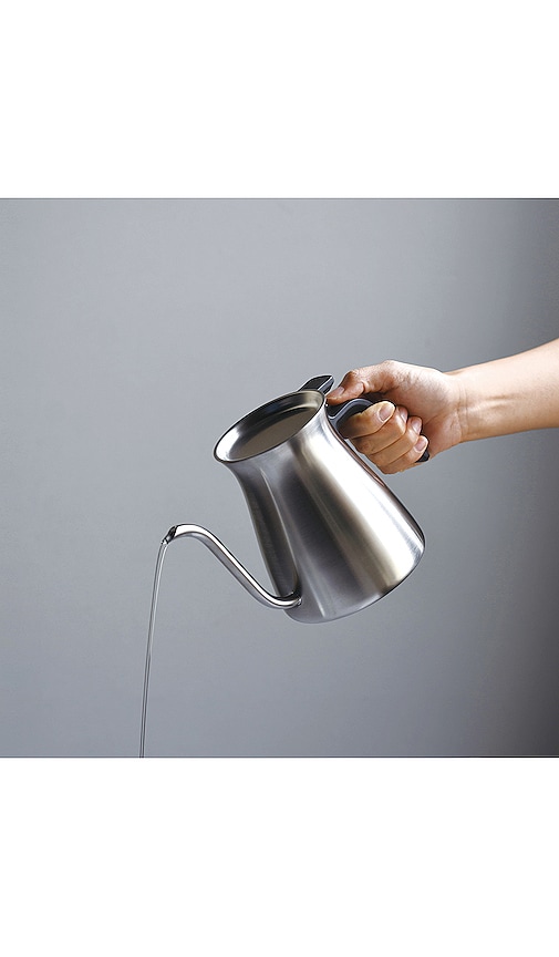 Kinto Pour Over Kettle In Metallic Silver. 
