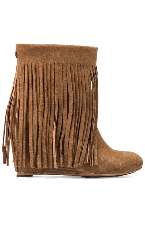Zarin Fringe Boot