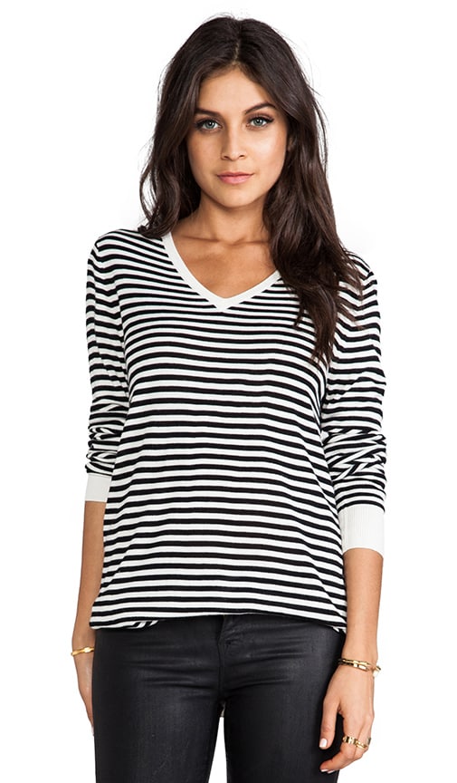 V-Neck Pullover