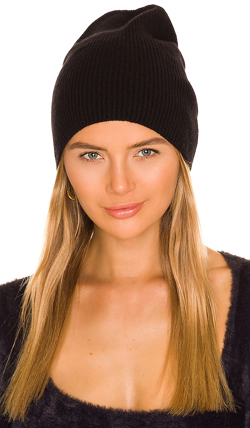 L'Academie Itzel Beanie in Black