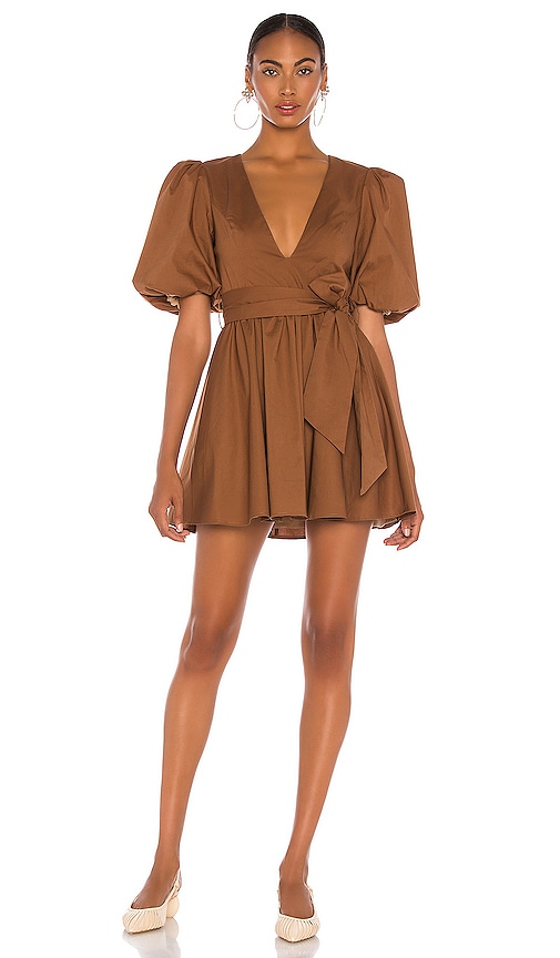 L'Academie Anton Dress