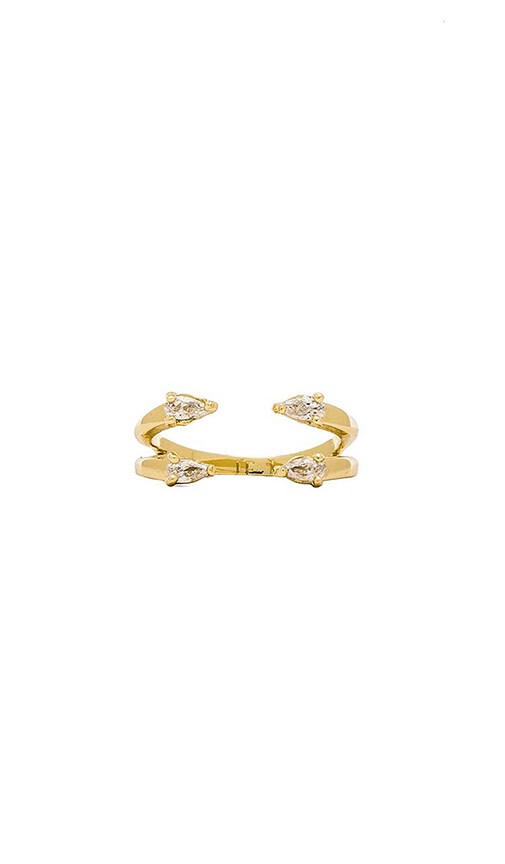 Ava Ring