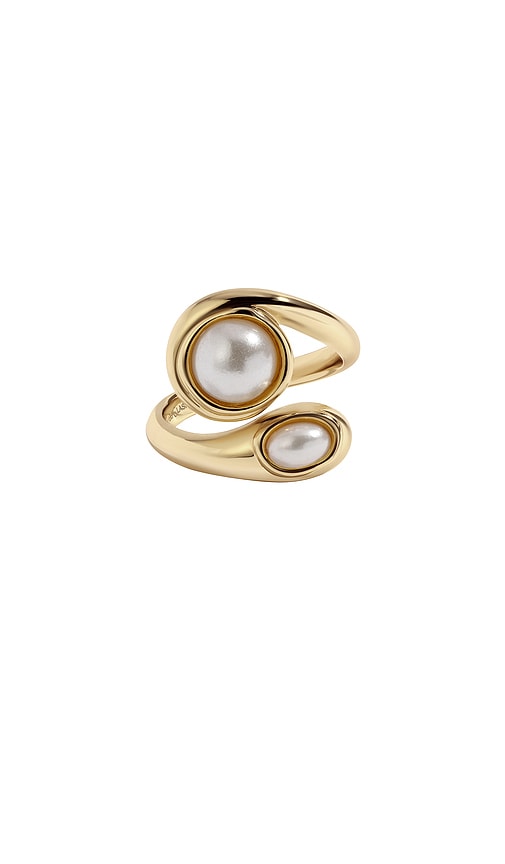 Lili Claspe Lois Ring in Metallic Gold