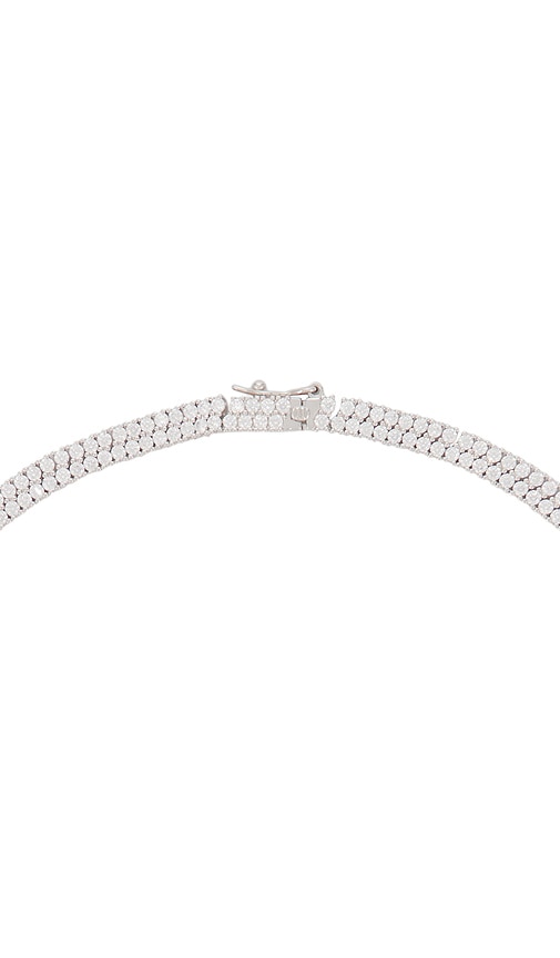  Lili Claspe Halskette Rosaline In Metallic Silver. 