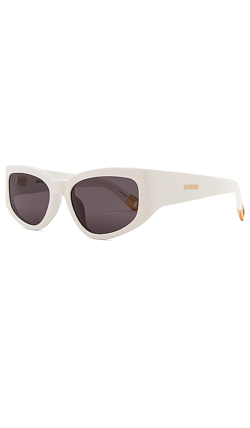 Shop Linda Farrow X Jacquemus Gala Sunglasses In White  Yellow Gold  & Grey
