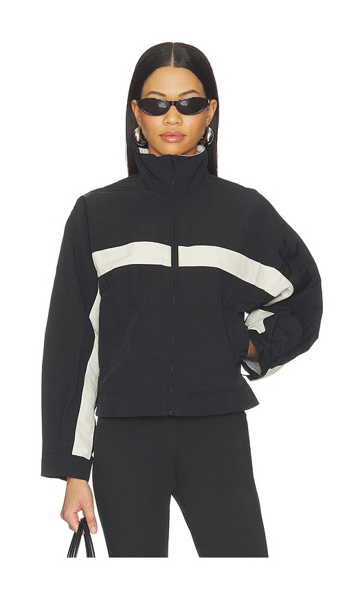 Essential Windbreaker