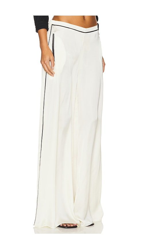 Shop Lioness Leisure Pant In Ivory