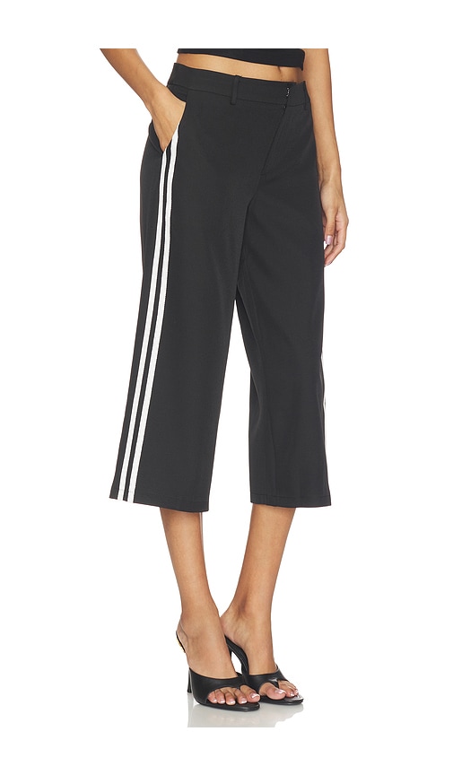 Genesis Pant