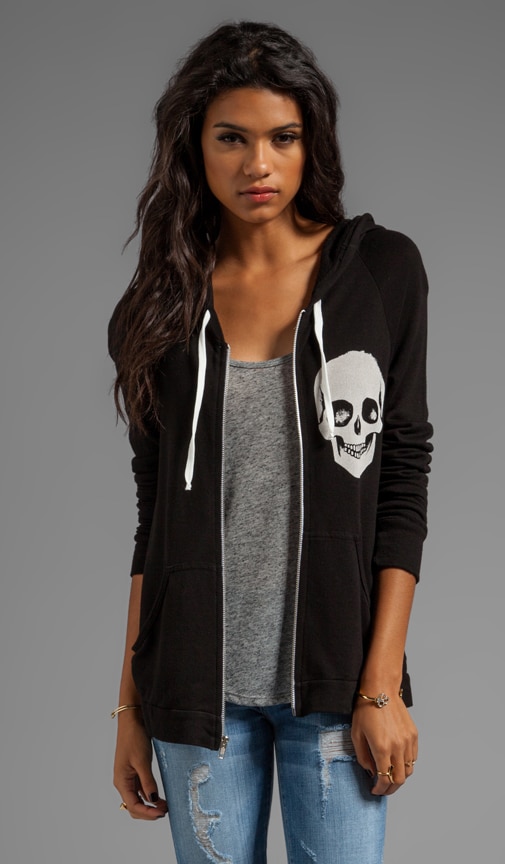 black fitted zip up hoodie