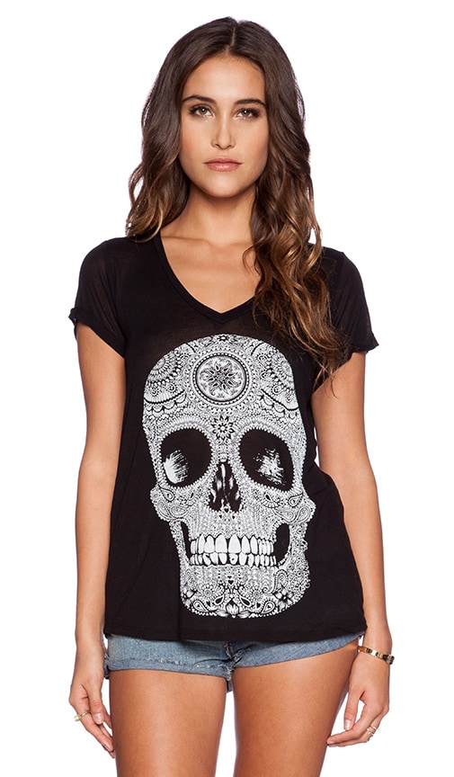 Becca Pattern Skull V Neck Roll Up Sleeve