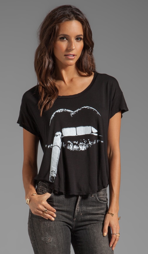 Audrey Cig Lip Short Sleeve Scoop Tee