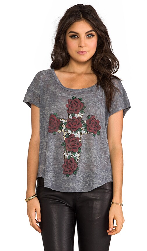 Audrey Color Rose Cross Scoop Tee