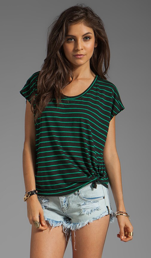 Daisy Tee