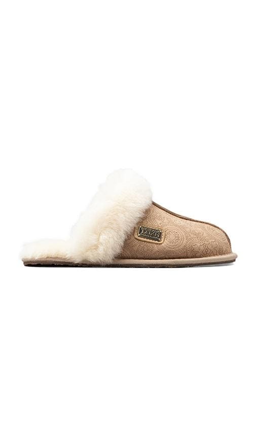 Closed Mule Slip On with Sheep Shearling
