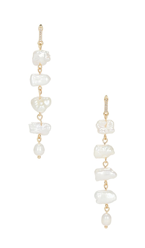 Mabel Earring in Ivory.