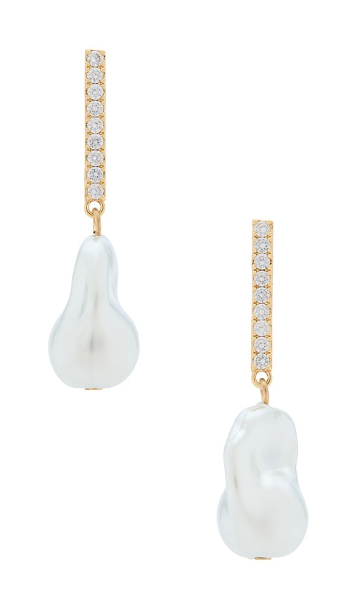 June Earring in Metallic Gold.