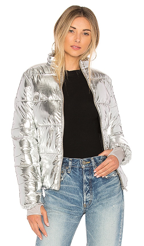 x REVOLVE Edelweiss Puffer