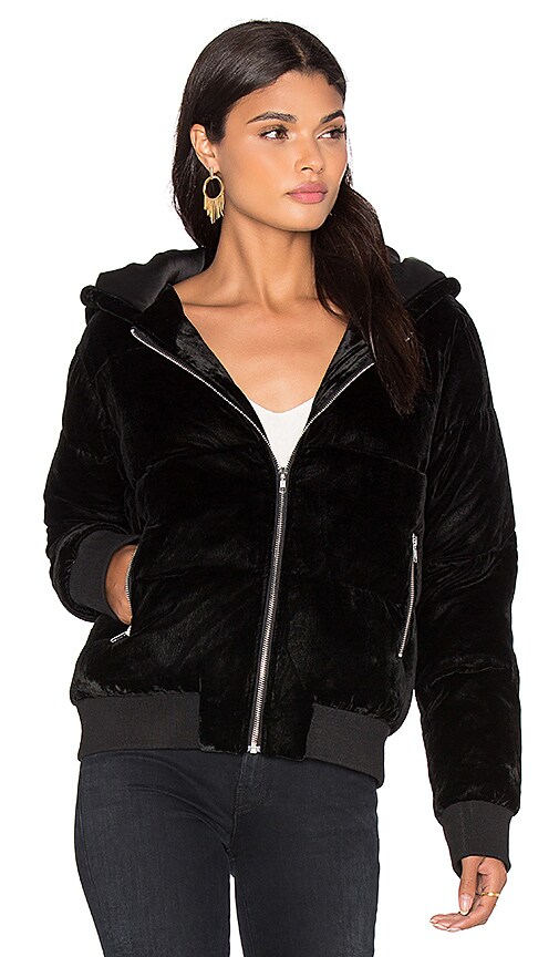 Jacket 208