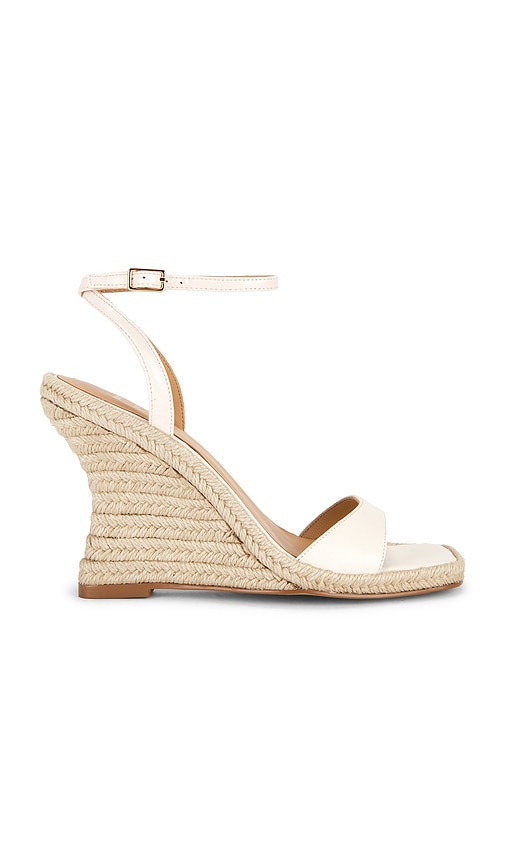 Nerina Wedge