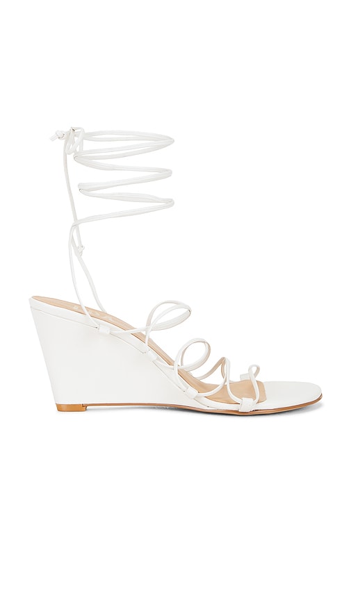 Amira Wedge