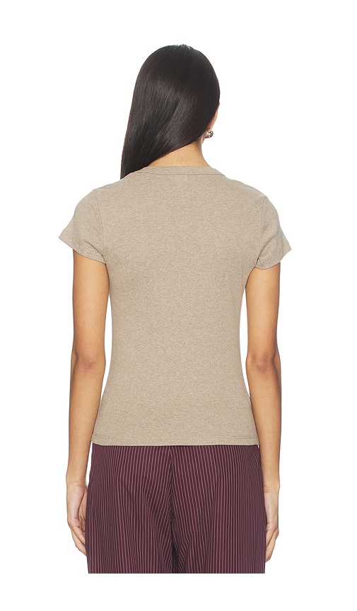  Leset T-shirt Mit Schmaler Passform Nando In Beige. Größe L. Also In Xl. 