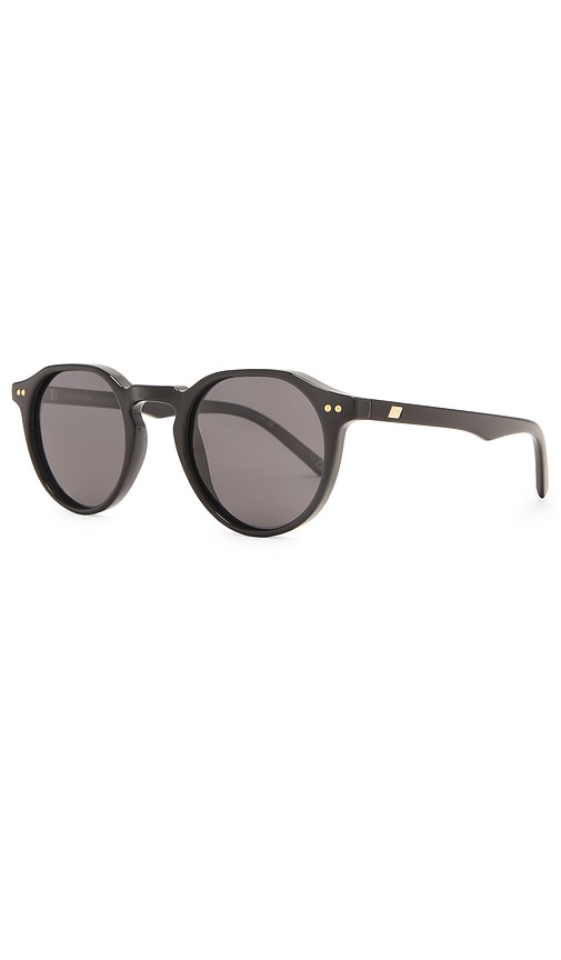 Shop Le Specs Galavant Sunglasses In 黑色