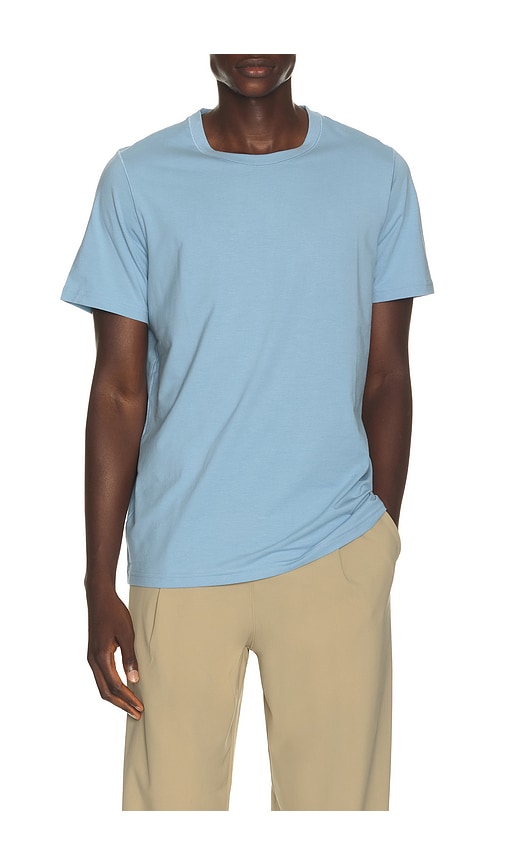lululemon Everyday Short Sleeve Shirt in Blue. - size XL/1X (also in L, M, S)