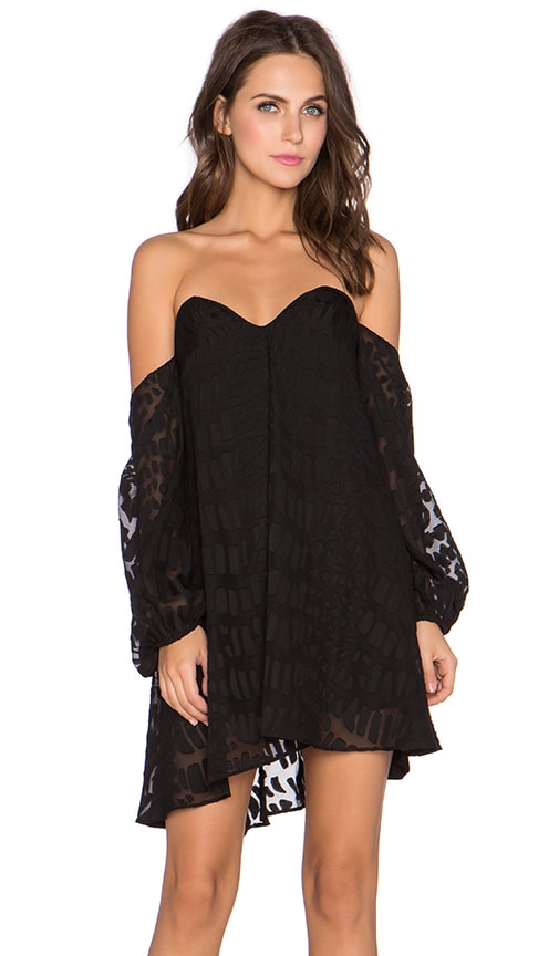 MINIVESTIDO HOMBRO DESCUBIERTO EVER SO EUPHORIC
