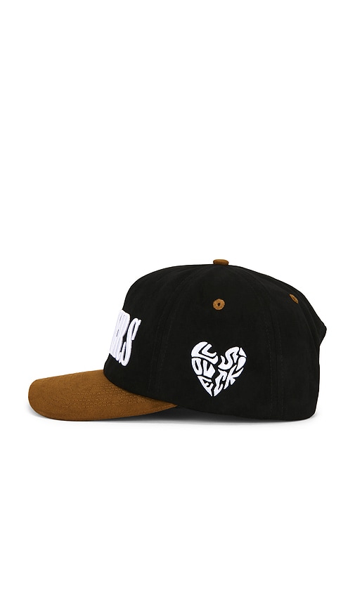  Llovesick Franchise Cap In Black. 