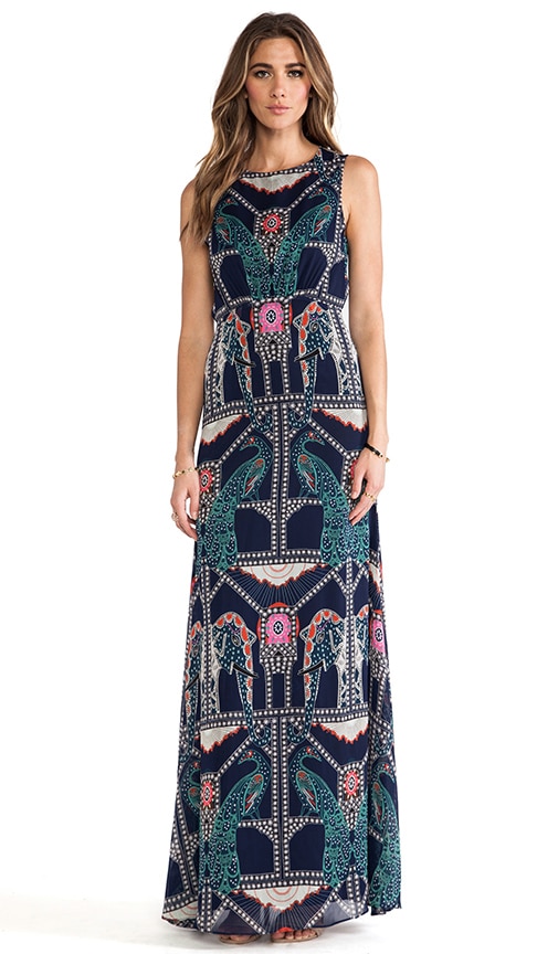 Back Keyhole Gown