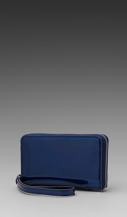 Techno Wingman Wristlet