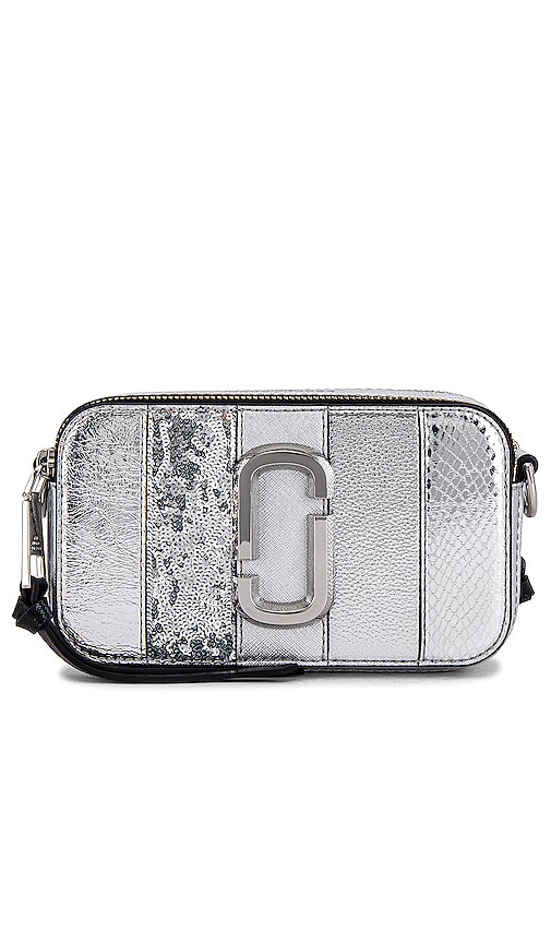 Marc Jacobs Snapshot Bag in Silver | REVOLVE 