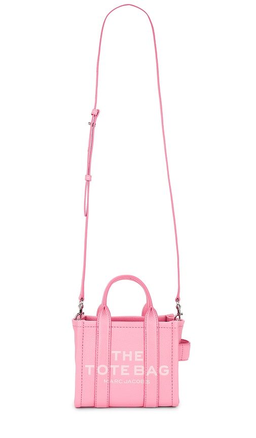 Shop Marc Jacobs The Leather Crossbody Tote Bag In 花瓣粉