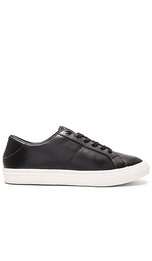 marc jacobs black sneakers