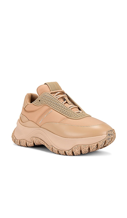 Shop Marc Jacobs The Dtm Lazy Runner In 驼色