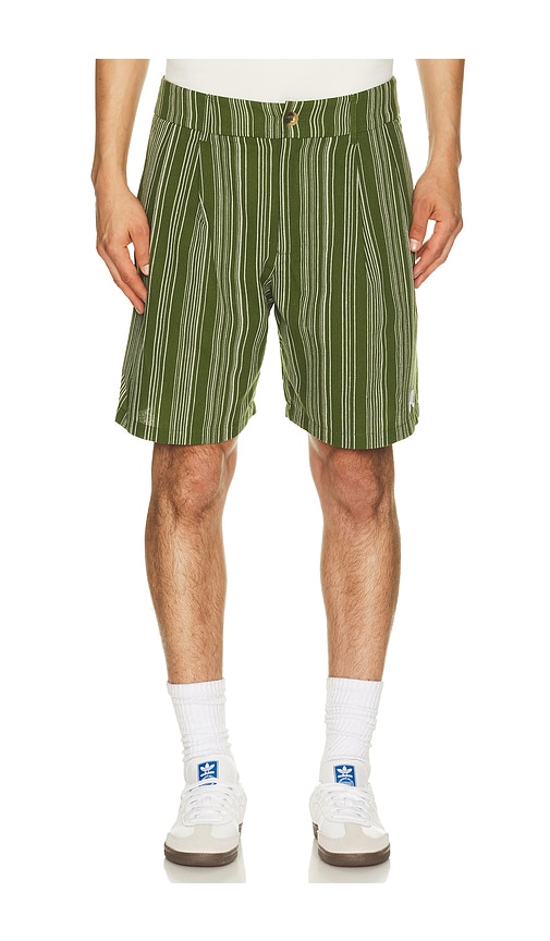 Malbon Arena Short en Green. Taille 31. Also en 30, 32, 33, 34, 36.