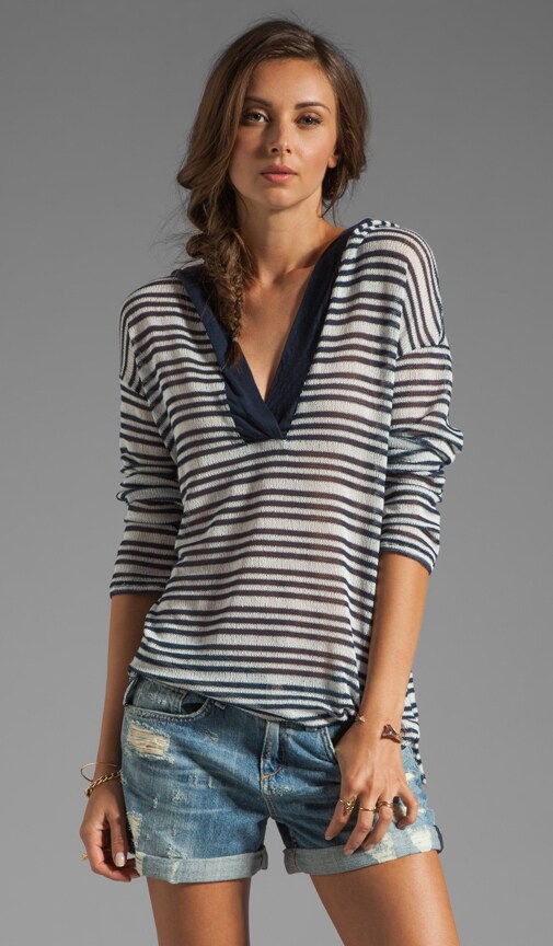 Net Stripe 3/4 Roll Sleeve V Neck Hoodie