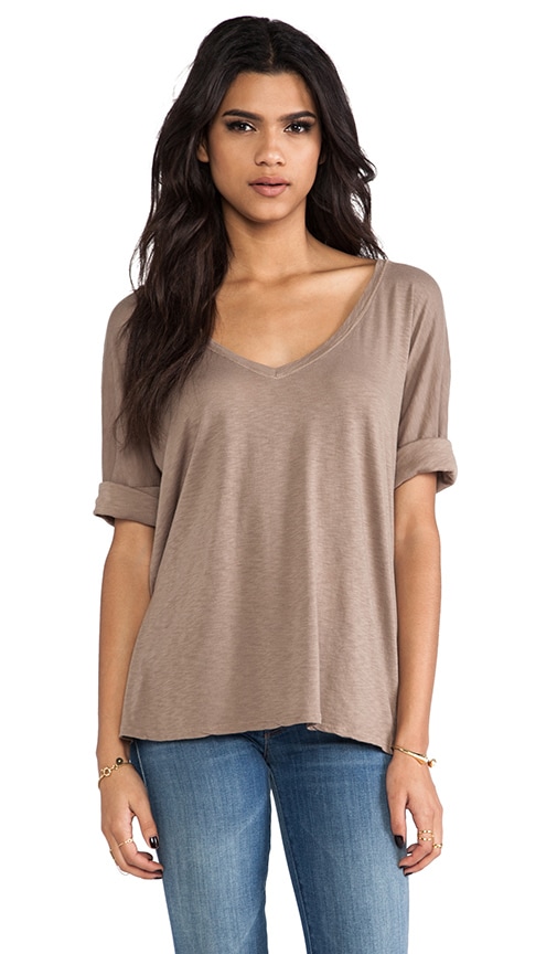 Elbow Roll Sleeve V Neck Tee